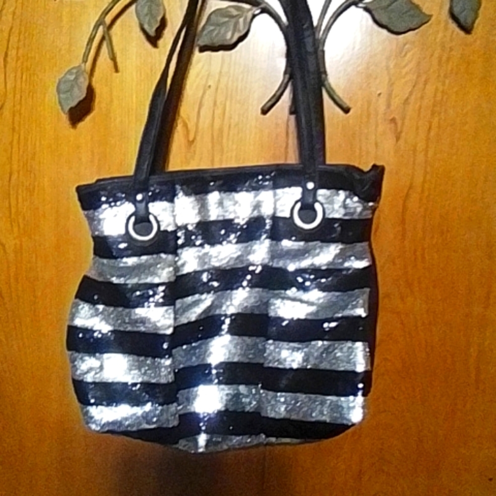 Candies purse